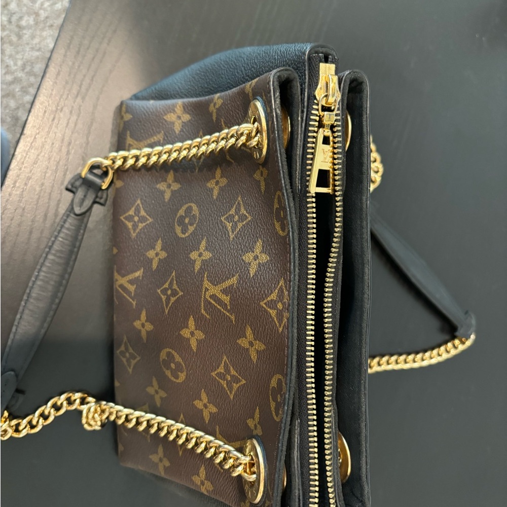 LOUIS VUITTON Monogram Canvas and Leather BB Surene Bag - Picture 6 of 7